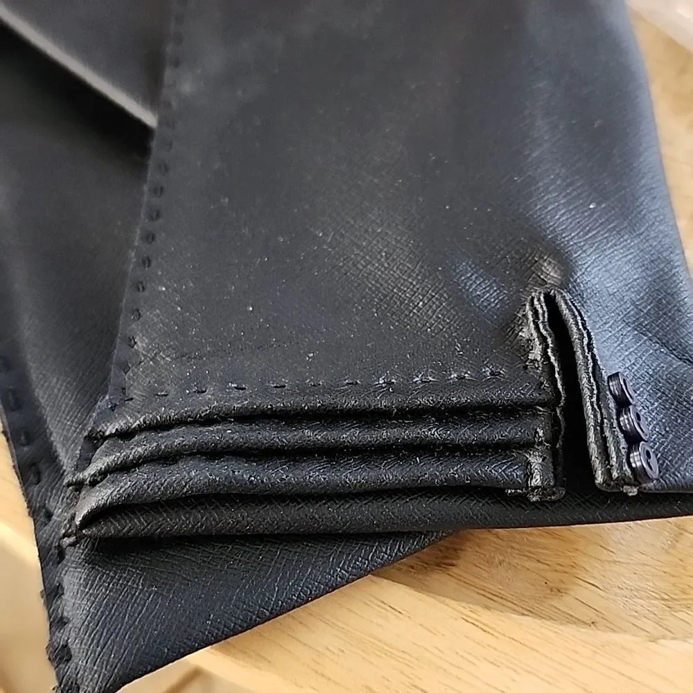 Vintage Luxury Handstitched Grandoe matte  Black Pleated Button Detail Gloves